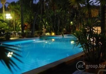 Garden 4*